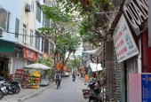Bán đất tặng nhà Cấp 4 ngõ ô tô Phố Trương Định, 67.9m2, mặt tiền 7.48m2, giá chào 230tr